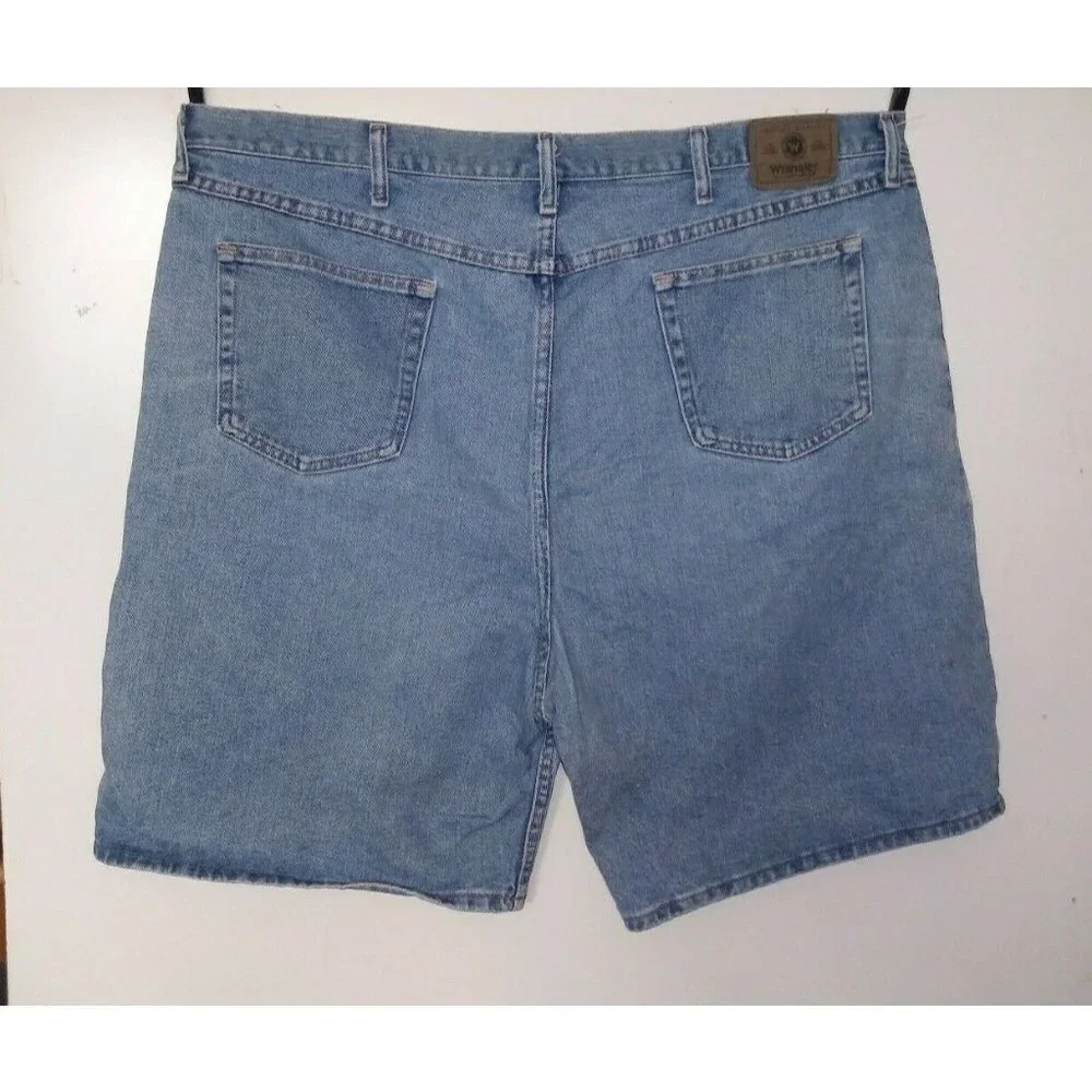 Wrangler Authentic denim shorts mens blue relaxed fit Size 46 ~ 100% Cotton EUC